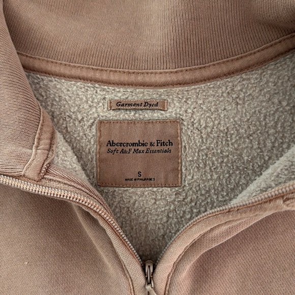 Abercrombie Sunday Essential Half Zip Sweatshirt in Biege - Picture 7 of 7